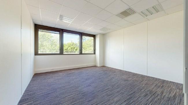 Bureau Limonest 1203m² Location bureau Limonest Rhône OLBUR2109136 2